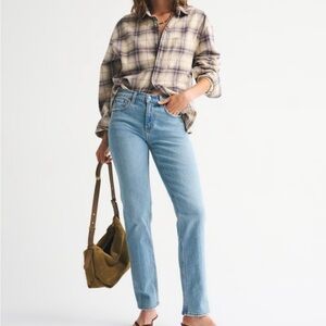 Abercrombie and Fitch The Straight Mid Rise Curve Love Jeans Size 36 / 22